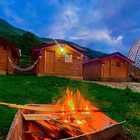 Dedushi Guesthouse &Wood Cabins-Camping Place Gusinje Ngoại thất bức ảnh